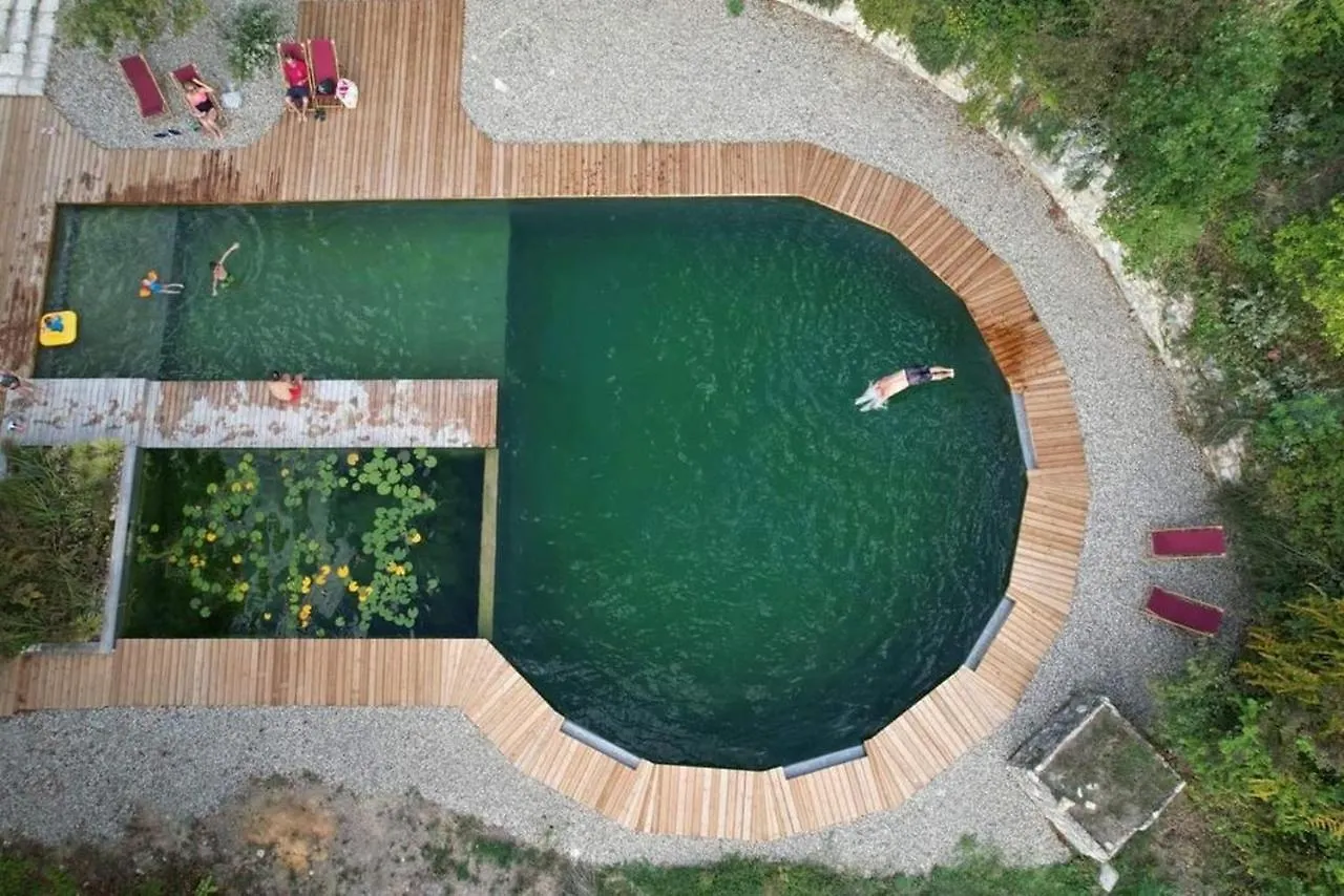 Grand Gite Les Cabanes De Fallot Pour 19 Personnes - Piscine Naturelle