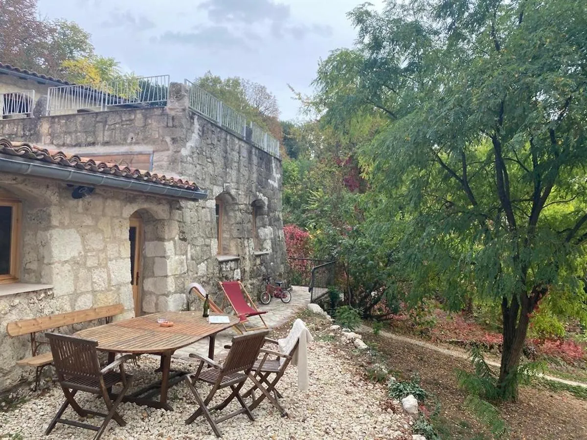Holiday home Grand Gite Les Cabanes De Fallot Pour 19 Personnes - Piscine Naturelle France